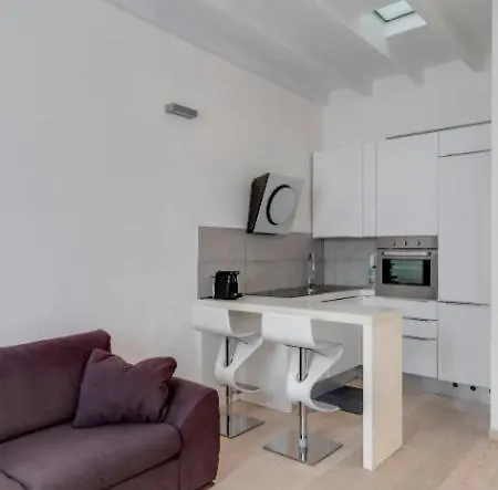Lombardini 18 Navigli Apartment *